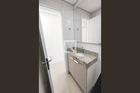 Apartamento para alugar com 58m², 2 quartos e 1 vagaBanheiro 2