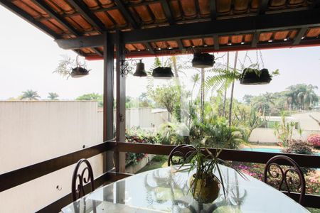 Casa à venda com 379m², 4 quartos e 4 vagas Casa à venda com 379m², 4 quartos e 4 vagasVista da Suíte