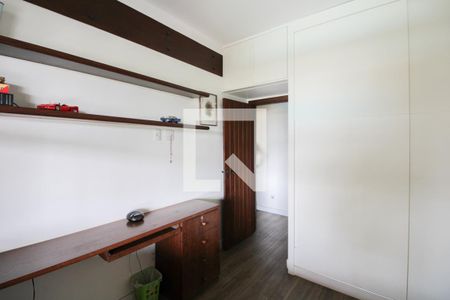 Casa à venda com 379m², 4 quartos e 4 vagas Casa à venda com 379m², 4 quartos e 4 vagasQuarto 1