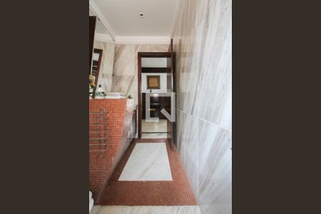 Casa à venda com 379m², 4 quartos e 4 vagas Casa à venda com 379m², 4 quartos e 4 vagasBanheiro Social 2