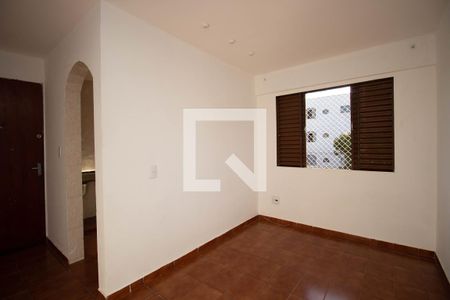 Sala de apartamento para alugar com 1 quarto, 46m² em Quadras Econômicas Lúcio Costa (guará), Brasília