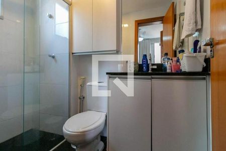 Apartamento à venda com 160m², 3 quartos e 3 vagasBanheiro 2