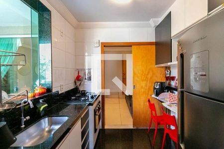 Apartamento à venda com 160m², 3 quartos e 3 vagasCozinha
