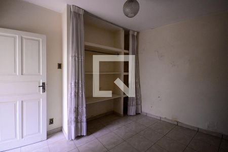 Casa à venda com 450m², 3 quartos e 2 vagasEdicula - Quarto 