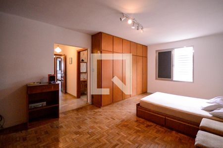 Casa à venda com 450m², 3 quartos e 2 vagasQuarto 3 - Suite 