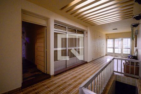 Casa à venda com 450m², 3 quartos e 2 vagasEntrada 