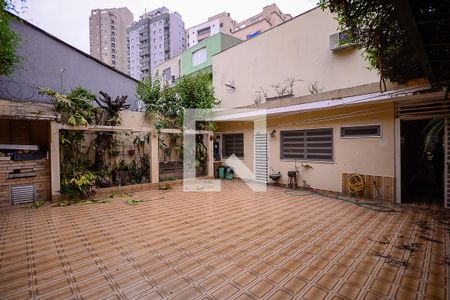 Casa à venda com 450m², 3 quartos e 2 vagasQuintal 