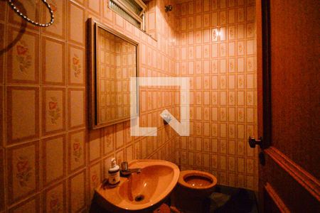 Casa à venda com 450m², 3 quartos e 2 vagasLavabo 