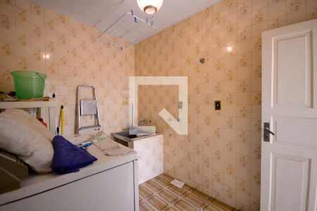 Casa à venda com 450m², 3 quartos e 2 vagasÁrea de Serviço 