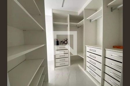 Apartamento à venda com 178m², 3 quartos e 3 vagas