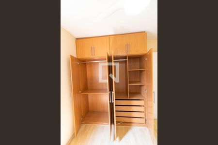 Apartamento à venda com 80m², 3 quartos e 1 vagaSuíte - armário