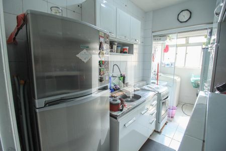 Apartamento à venda com 52m², 2 quartos e 1 vaga Apartamento à venda com 52m², 2 quartos e 1 vagaCozinha