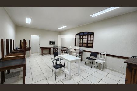 Apartamento para alugar com 40m², 1 quarto e 1 vaga Apartamento para alugar com 40m², 1 quarto e 1 vagaÁrea comum - Salão de festas