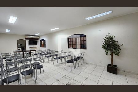 Apartamento para alugar com 40m², 1 quarto e 1 vaga Apartamento para alugar com 40m², 1 quarto e 1 vagaÁrea comum - Salão de festas