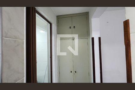 Apartamento para alugar com 40m², 1 quarto e 1 vaga Apartamento para alugar com 40m², 1 quarto e 1 vagaBanheiro Corredor