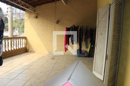 Casa à venda com 243m², 5 quartos e 4 vagasVaranda do quarto 3