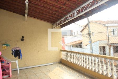 Casa à venda com 243m², 5 quartos e 4 vagasVaranda do quarto 3