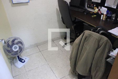 Casa à venda com 243m², 5 quartos e 4 vagasEscritório