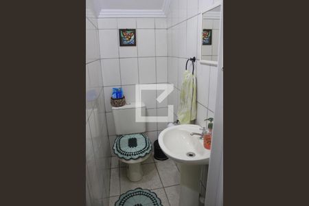 Casa à venda com 243m², 5 quartos e 4 vagasBanheiro 4