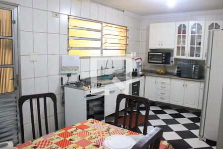 Casa à venda com 243m², 5 quartos e 4 vagasCozinha
