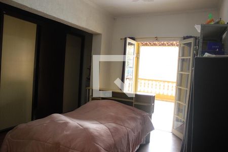 Casa à venda com 243m², 5 quartos e 4 vagasQuarto 3