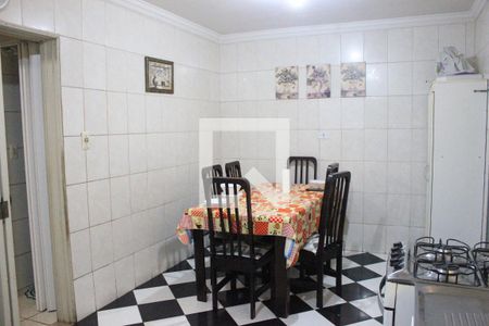 Casa à venda com 243m², 5 quartos e 4 vagasCozinha