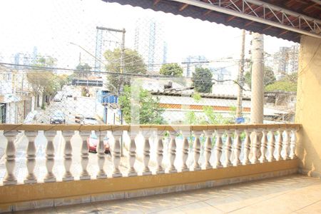 Casa à venda com 243m², 5 quartos e 4 vagasVaranda do quarto 3