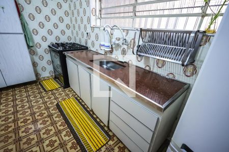 Casa à venda com 177m², 3 quartos e 3 vagas Casa à venda com 177m², 3 quartos e 3 vagasCozinha