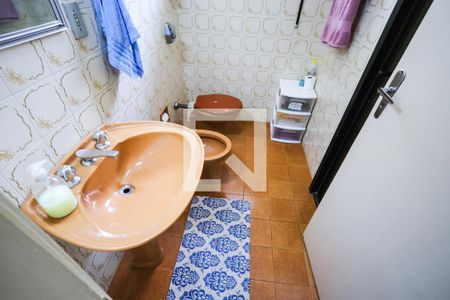 Casa à venda com 177m², 3 quartos e 3 vagas Casa à venda com 177m², 3 quartos e 3 vagasBanheiro