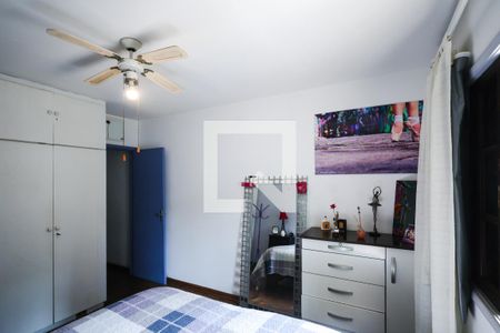 Casa à venda com 177m², 3 quartos e 3 vagas Casa à venda com 177m², 3 quartos e 3 vagasQuarto 3
