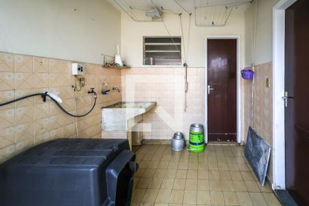 Casa à venda com 177m², 3 quartos e 3 vagas Casa à venda com 177m², 3 quartos e 3 vagasÁrea de Serviço