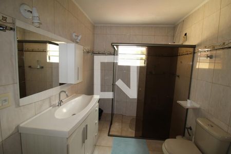 Casa à venda com 130m², 3 quartos e 2 vagasBanheiro 1