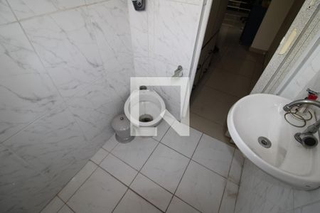 Casa à venda com 130m², 3 quartos e 2 vagasBanheiro 2