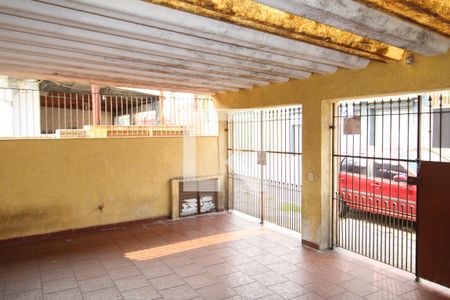 Casa à venda com 130m², 3 quartos e 2 vagasGaragem