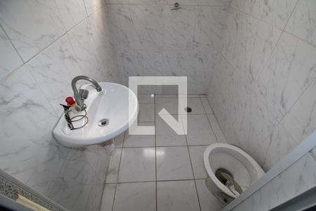 Casa à venda com 130m², 3 quartos e 2 vagasBanheiro 2