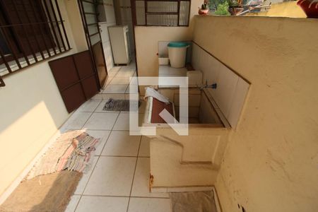 Casa à venda com 130m², 3 quartos e 2 vagasÁrea de Serviço