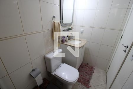 Apartamento à venda com 108m², 3 quartos e 2 vagasQuarto 3 - Banheiro