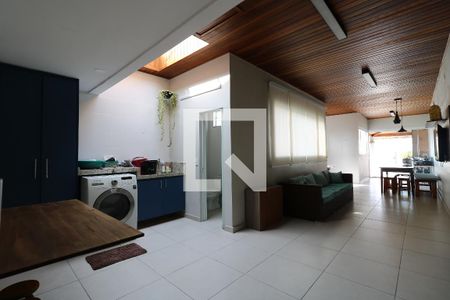 Apartamento à venda com 180m², 3 quartos e 2 vagasCobertura - Área de Serviço