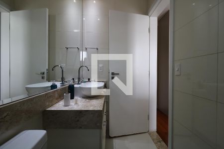 Apartamento à venda com 180m², 3 quartos e 2 vagasBanheiro Social