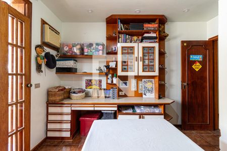 Apartamento à venda com 300m², 4 quartos e 2 vagas Apartamento à venda com 300m², 4 quartos e 2 vagasQuarto 3