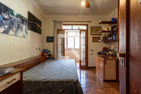 Apartamento à venda com 300m², 4 quartos e 2 vagas Apartamento à venda com 300m², 4 quartos e 2 vagasQuarto 2