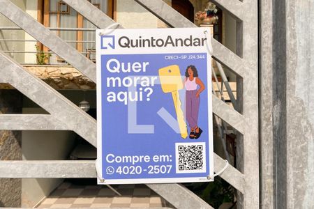 Casa à venda com 289m², 3 quartos e 4 vagas Casa à venda com 289m², 3 quartos e 4 vagasFachada