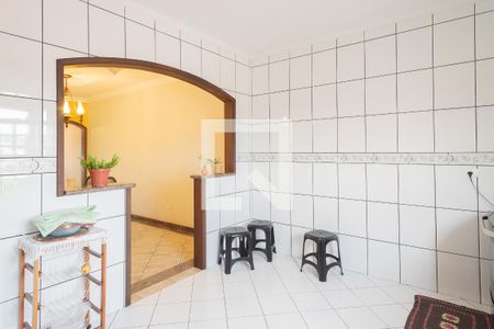 Casa à venda com 289m², 3 quartos e 4 vagas Casa à venda com 289m², 3 quartos e 4 vagasCozinha