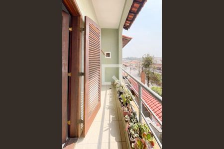 Casa à venda com 289m², 3 quartos e 4 vagas Casa à venda com 289m², 3 quartos e 4 vagasSacada - Suíte