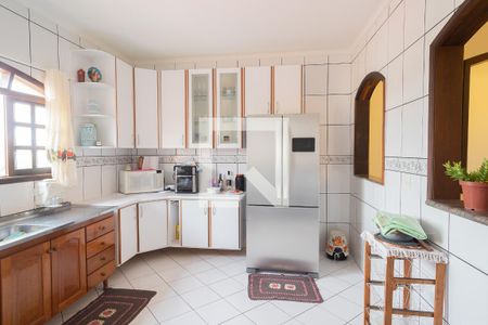 Casa à venda com 289m², 3 quartos e 4 vagas Casa à venda com 289m², 3 quartos e 4 vagasCozinha