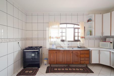 Casa à venda com 289m², 3 quartos e 4 vagas Casa à venda com 289m², 3 quartos e 4 vagasCozinha