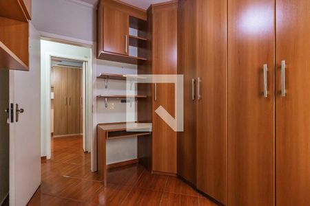 Quarto 1 de apartamento para alugar com 3 quartos, 69m² em Jardim Tupanci, Barueri