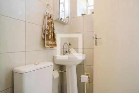 Casa à venda com 180m², 2 quartos e 2 vagasBanheiro área de serviço