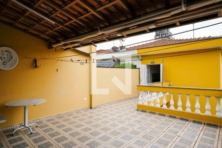 Casa à venda com 180m², 2 quartos e 2 vagasQuintal