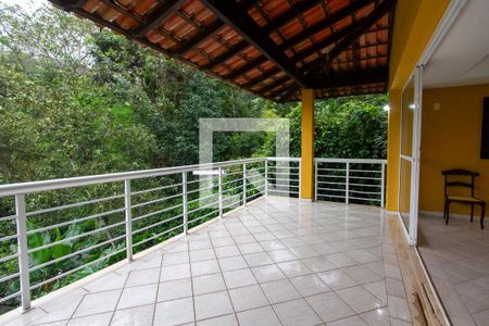 Casa de condomínio para alugar com 700m², 4 quartos e 5 vagas Casa de condomínio para alugar com 700m², 4 quartos e 5 vagasVaranda